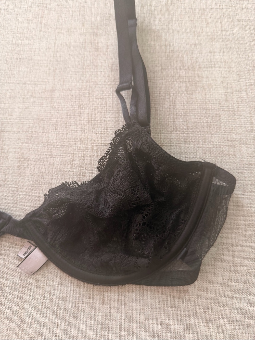 Victoria's Secret Unlined Black Underwire Lace Demi‎ Bra size 36C - Picture 8 of 9